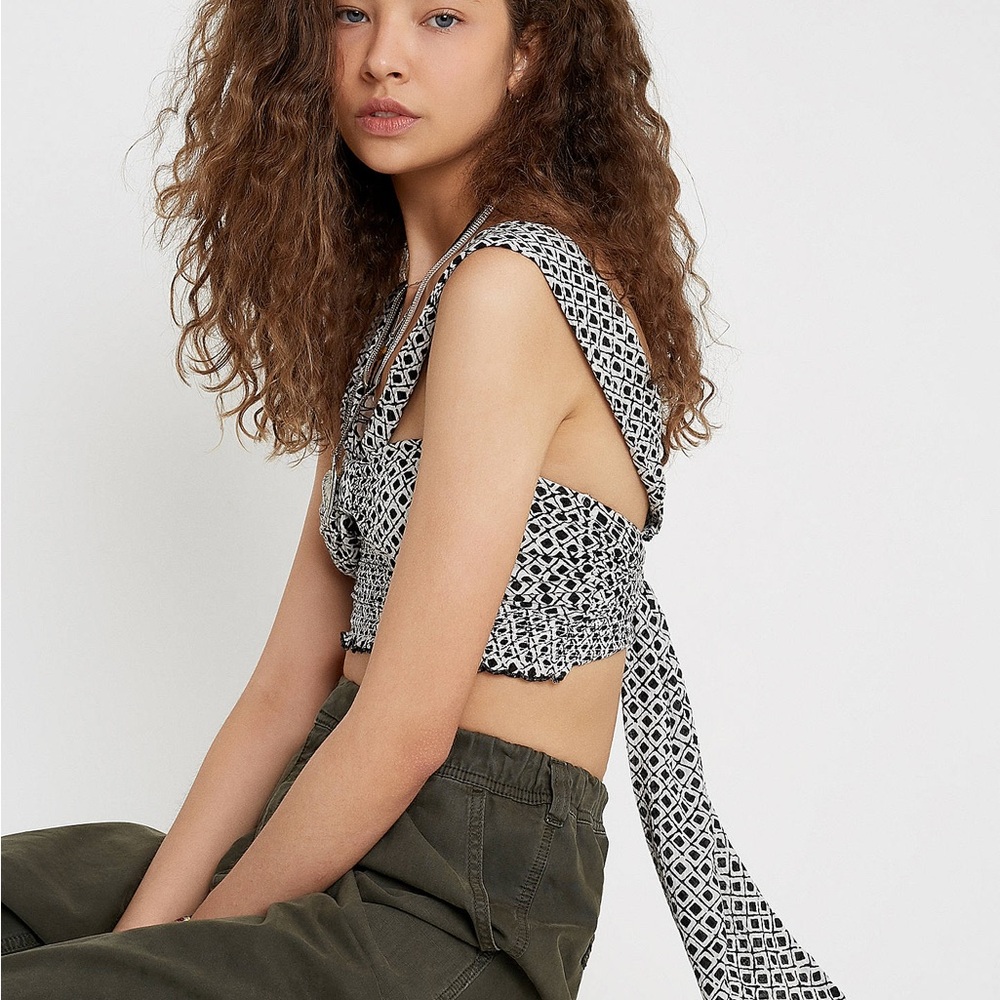 Urban Outfitters Kiara Smocked Tie-Back Cropped Top Medium